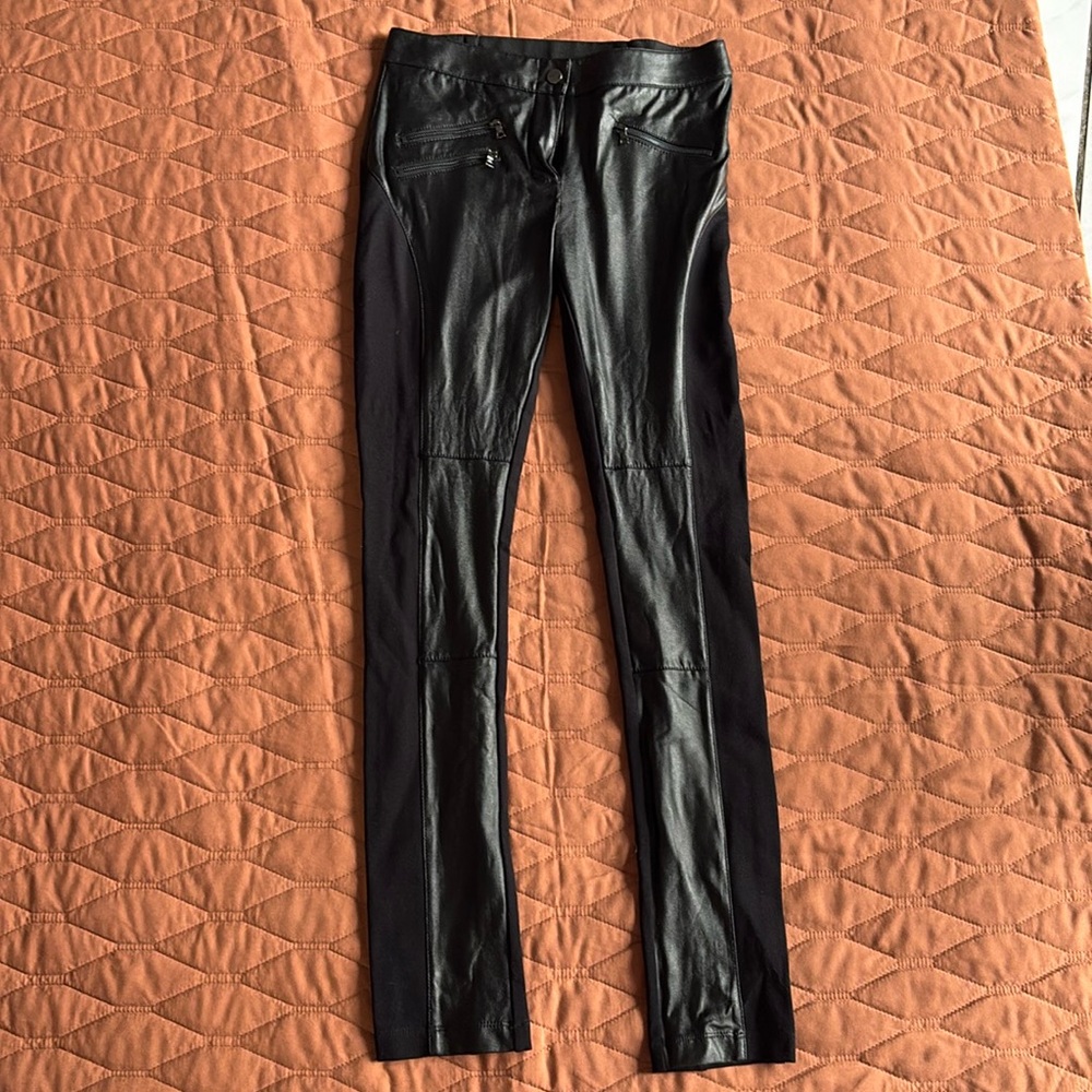 BCBG Maxazria black leggings